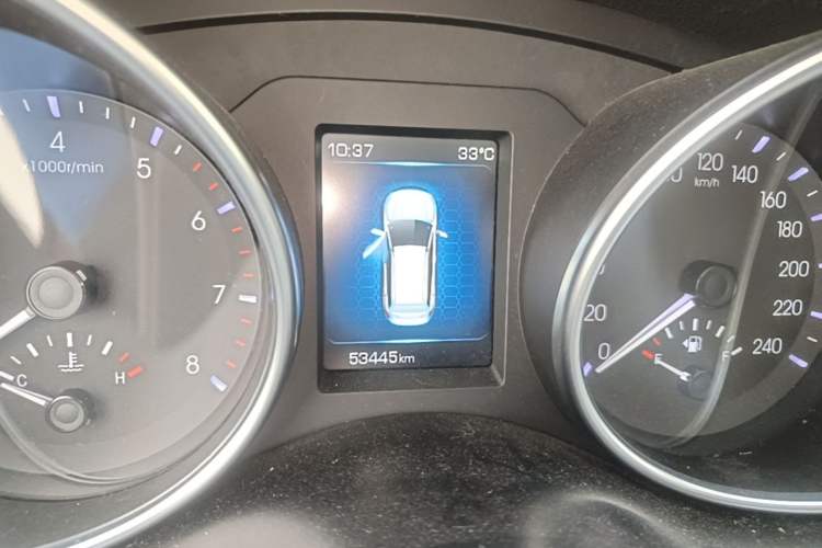 Used Haval H6 Coupe 2016 Blue Label 1.5T Manual Two-Wheel Drive Elite Model Instrument Cluster