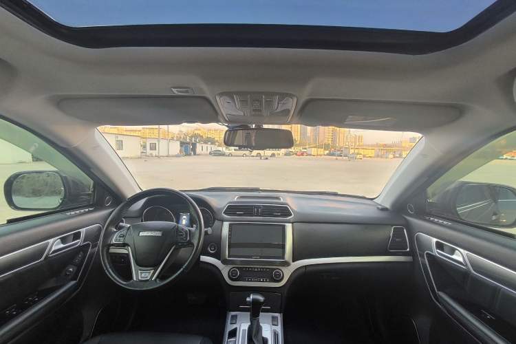 Used Haval H6 Coupe 2016 Blue Label 1.5T Automatic Two-Wheel Drive Elite Model Interior 2
