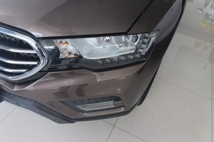 Used Haval H6 Coupe 2016 Blue Label 1.5T Manual Two-Wheel Drive Elite Model Left Front Headlight