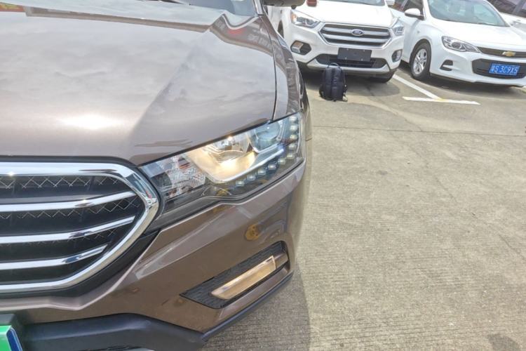 Used Haval H6 Coupe 2016 Blue Label 1.5T Automatic Two-Wheel Drive Urban Model Left Front Headlight