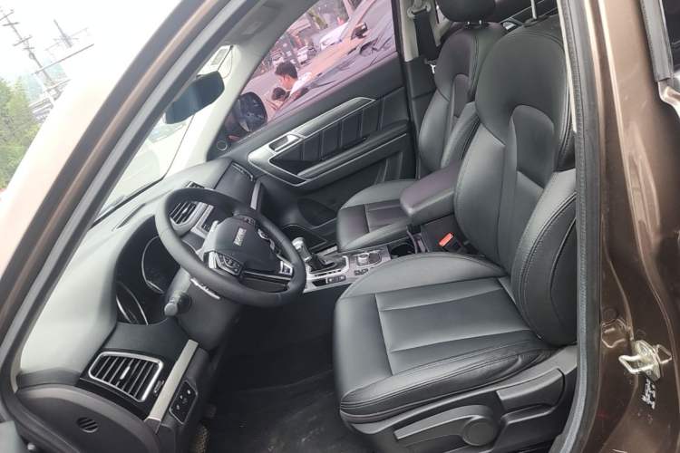 Used Haval H6 Coupe 2016 Blue Label 1.5T Automatic Two-Wheel Drive Urban Model Left Front Seat