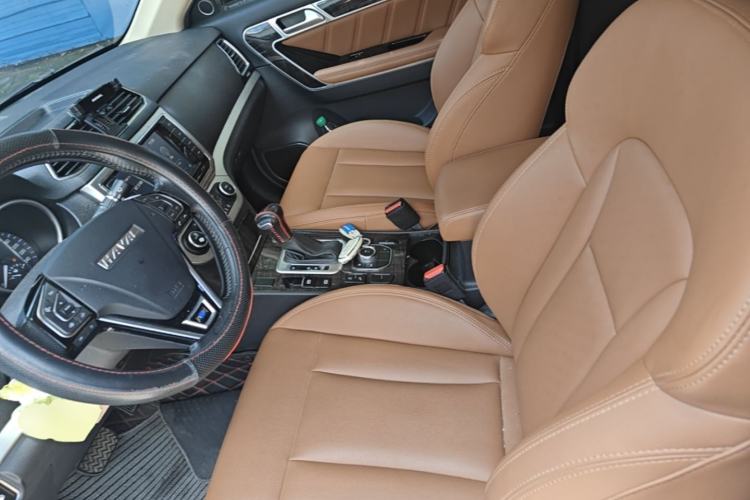 Used Haval H6 Coupe 2016 Blue Label 1.5T Automatic Two-Wheel Drive Urban Model Left Front Seat