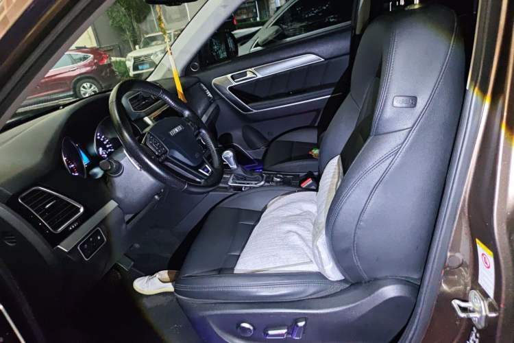 Used Haval H6 Coupe 2016 Blue Label 1.5T Automatic Two-Wheel Drive Elite Model Left Front Seat