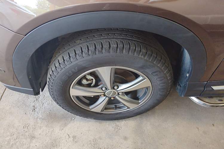 Used Haval H6 Coupe 2016 Blue Label 1.5T Automatic Two-Wheel Drive Elite Model Left Front Wheel Hub