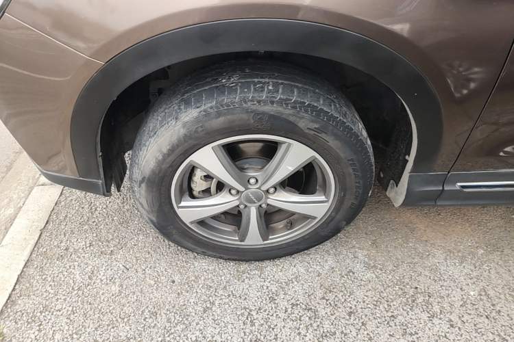 Used Haval H6 Coupe 2016 Blue Label 1.5T Automatic Two-Wheel Drive Urban Model Left Front Wheel Hub