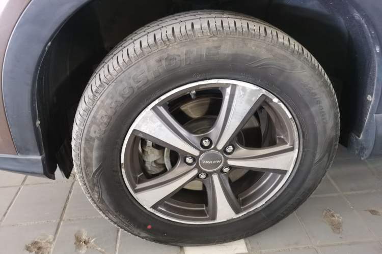 Used Haval H6 Coupe 2016 Blue Label 1.5T Automatic Two-Wheel Drive Urban Model Left Front Wheel Hub