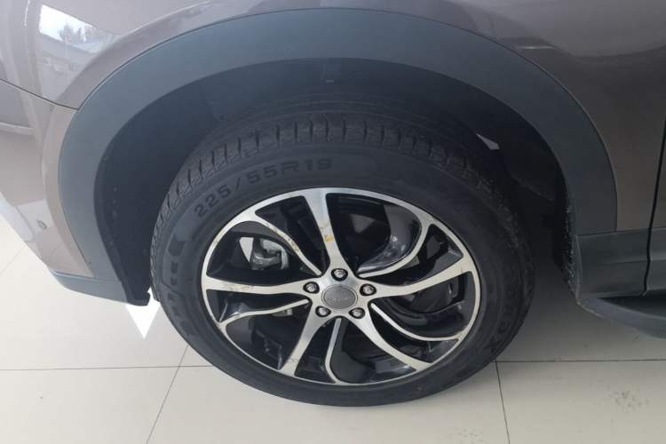 Used Haval H6 Coupe 2016 Blue Label 1.5T Manual Two-Wheel Drive Elite Model Left Front Wheel Hub