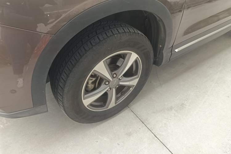 Used Haval H6 Coupe 2016 Blue Label 1.5T Manual Two-Wheel Drive Elite Model Left Front Wheel Hub
