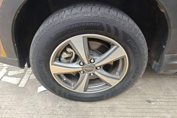 Used Haval H6 Coupe 2016 Blue Label 1.5T Manual Two-Wheel Drive Urban Model Left Front Wheel Hub