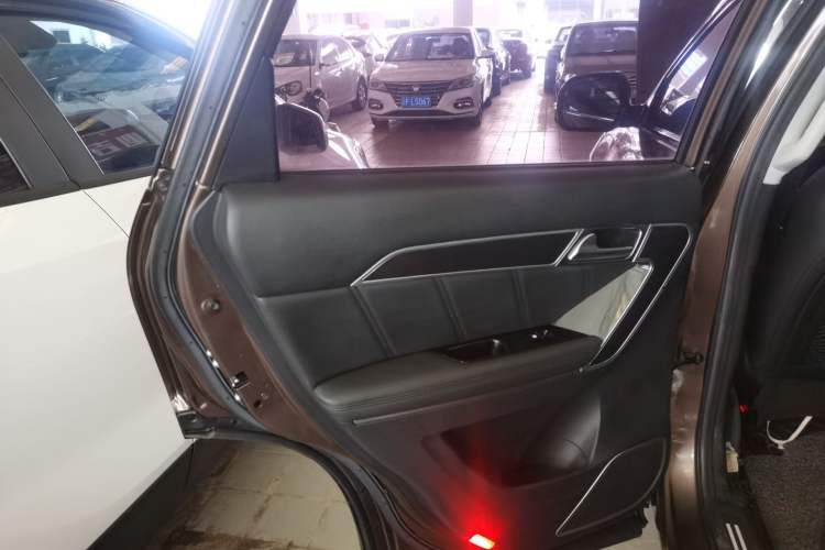 Used Haval H6 Coupe 2016 Blue Label 1.5T Automatic Two-Wheel Drive Urban Model Left Rear Door Interior