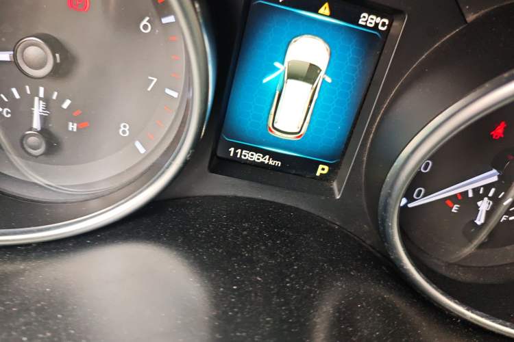 Used Haval H6 Coupe 2016 Blue Label 1.5T Automatic Two-Wheel Drive Urban Model Odometer Close Up