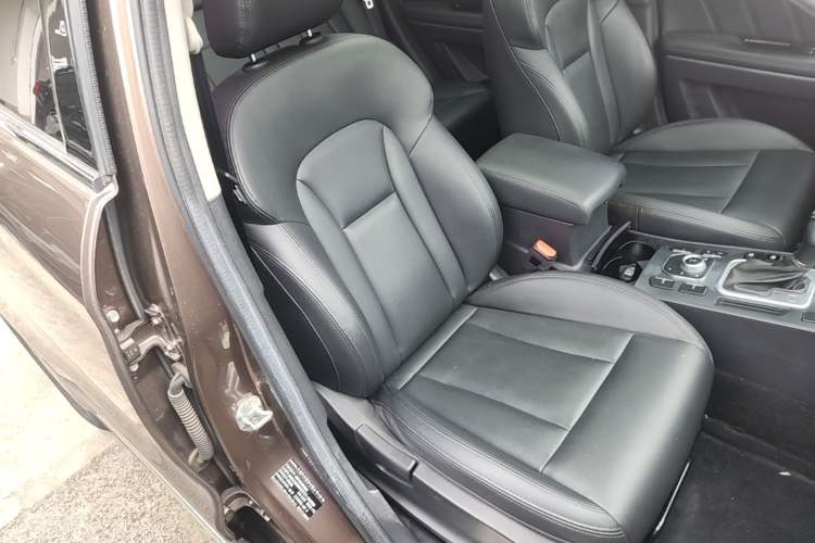 Used Haval H6 Coupe 2016 Blue Label 1.5T Automatic Two-Wheel Drive Urban Model Right Front Seat