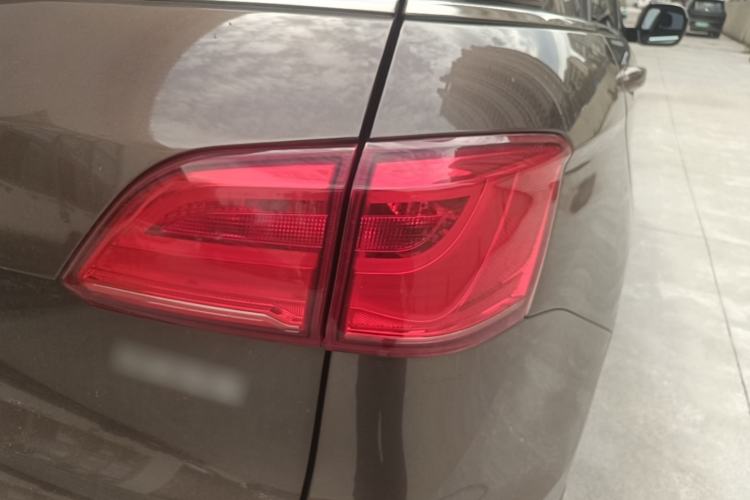Used Haval H6 Coupe 2016 Blue Label 1.5T Manual Two-Wheel Drive Elite Model Right Rear Taillight