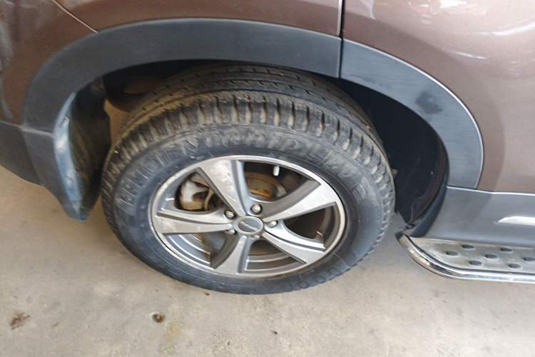 Used Haval H6 Coupe 2016 Blue Label 1.5T Automatic Two-Wheel Drive Elite Model Right Rear Wheel Hub