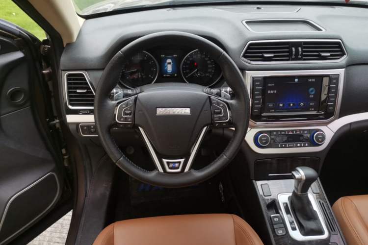 Used Haval H6 Coupe 2016 Blue Label 1.5T Automatic Two-Wheel Drive Elite Model Steering Wheel