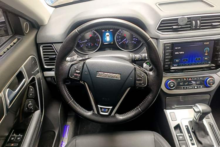 Used Haval H6 Coupe 2016 Blue Label 1.5T Automatic Two-Wheel Drive Elite Model Steering Wheel