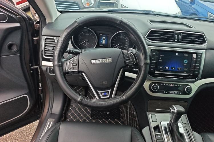 Used Haval H6 Coupe 2016 Blue Label 1.5T Automatic Two-Wheel Drive Urban Model Steering Wheel