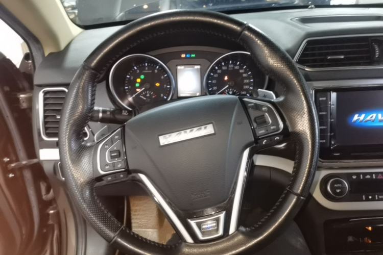 Used Haval H6 Coupe 2016 Blue Label 1.5T Automatic Two-Wheel Drive Urban Model Steering Wheel