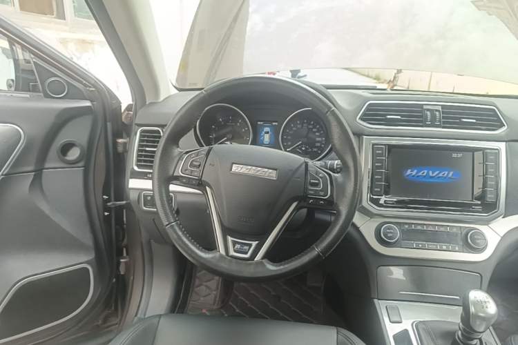 Used Haval H6 Coupe 2016 Blue Label 1.5T Manual Two-Wheel Drive Elite Model Steering Wheel