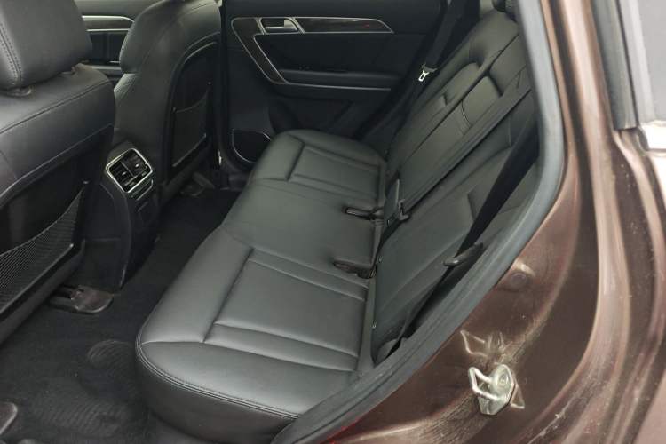 Used Haval H6 Coupe 2016 Blue Label 1.5T Manual Two-Wheel Drive Urban Model Left Rear Seat