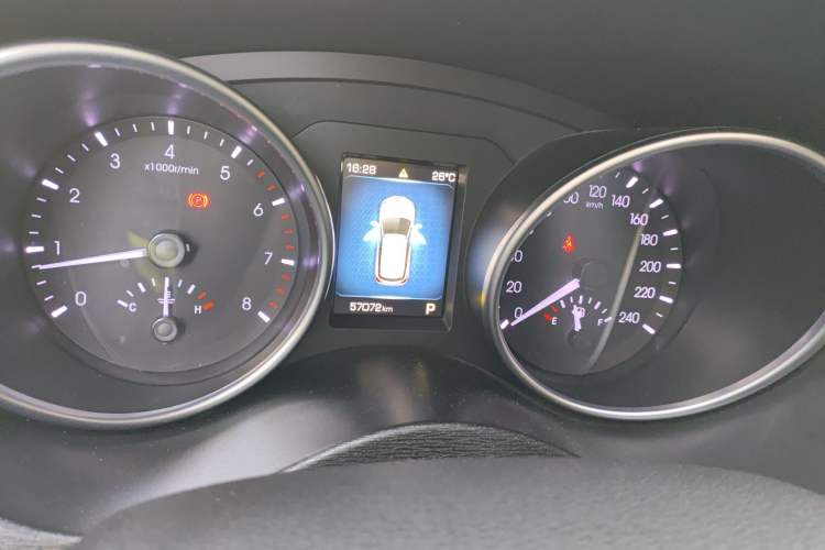 Used Haval H6 Coupe 2016 Blue Label 1.5T Automatic Two-Wheel Drive Elite Model Odometer Close Up