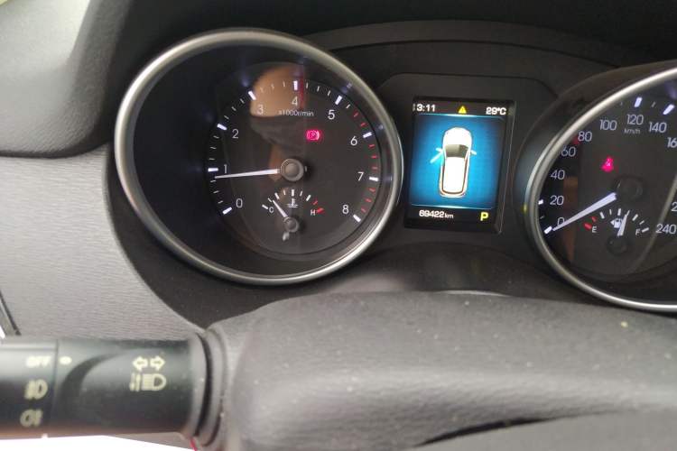 Used Haval H6 Coupe 2016 Blue Label 1.5T Automatic Two-Wheel Drive Urban Model Odometer Close Up