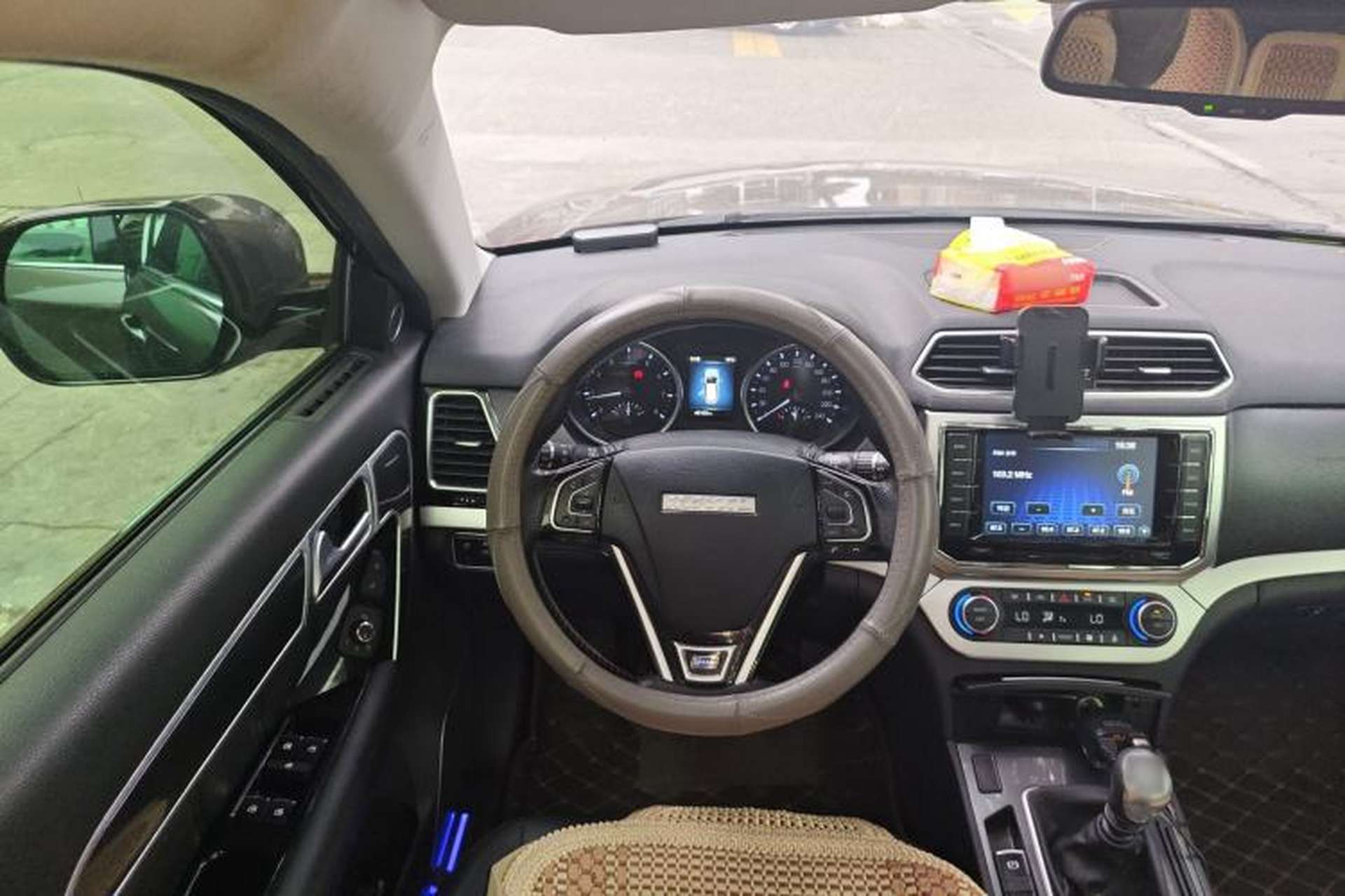 Used Haval H6 Coupe 2016 Blue Label 1.5T Manual Two-Wheel Drive Elite Model Steering Wheel