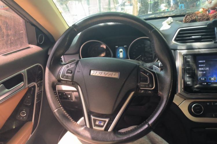 Used Haval H6 Coupe 2016 Blue Label 1.5T Automatic Two-Wheel Drive Elite Model Steering Wheel