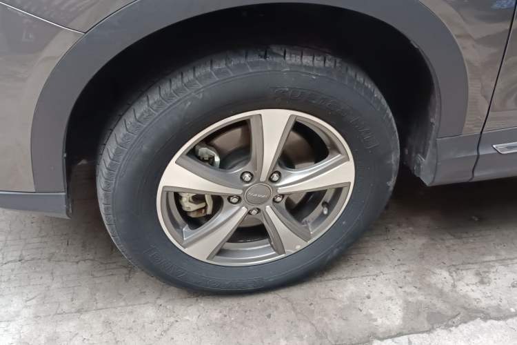 Used Haval H6 Coupe 2016 Blue Label 1.5T Automatic Two-Wheel Drive Urban Model Left Front Wheel Hub
