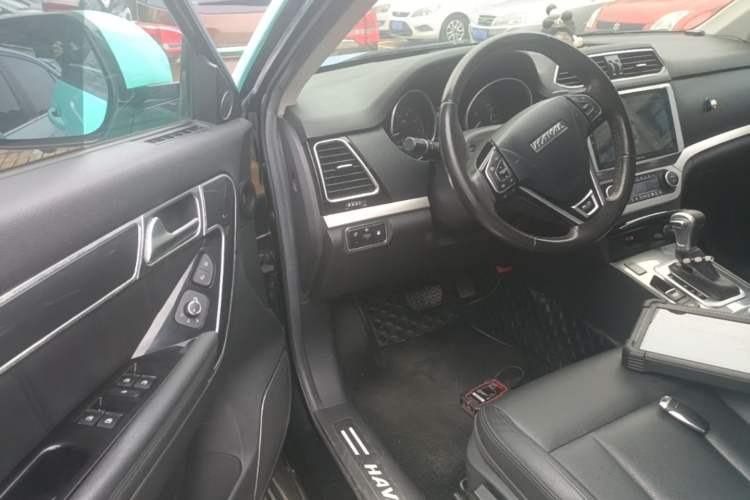 Used Haval H6 Coupe 2016 Blue Label 1.5T Automatic Two-Wheel Drive Urban Model Driver Seat