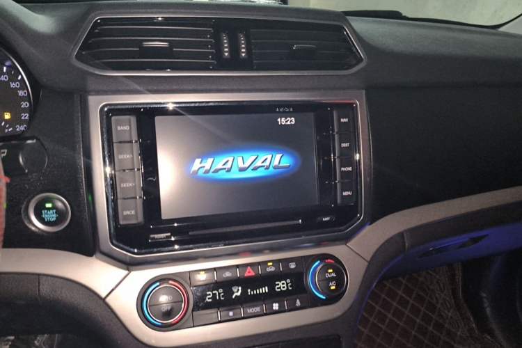 Used Haval H6 Coupe 2016 Blue Label 1.5T Automatic Two-Wheel Drive Elite Model Audio And AC Panel