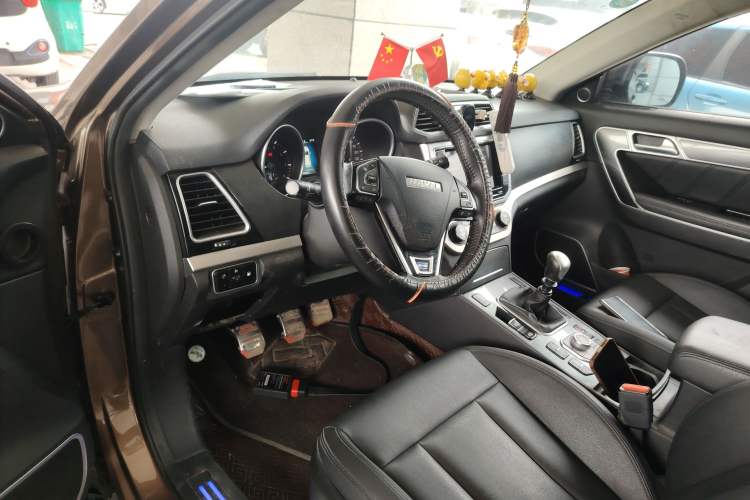 Used Haval H6 Coupe 2016 Blue Label 1.5T Manual Two-Wheel Drive Elite Model Driver Seat