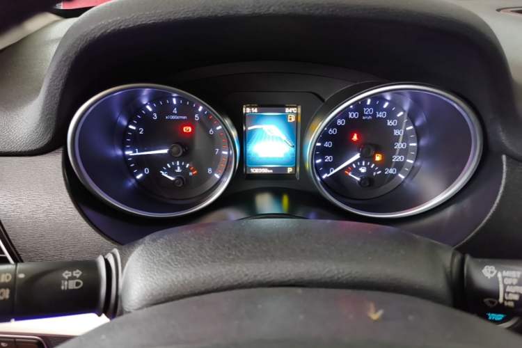 Used Haval H6 Coupe 2016 Blue Label 1.5T Automatic Two-Wheel Drive Elite Model Instrument Cluster