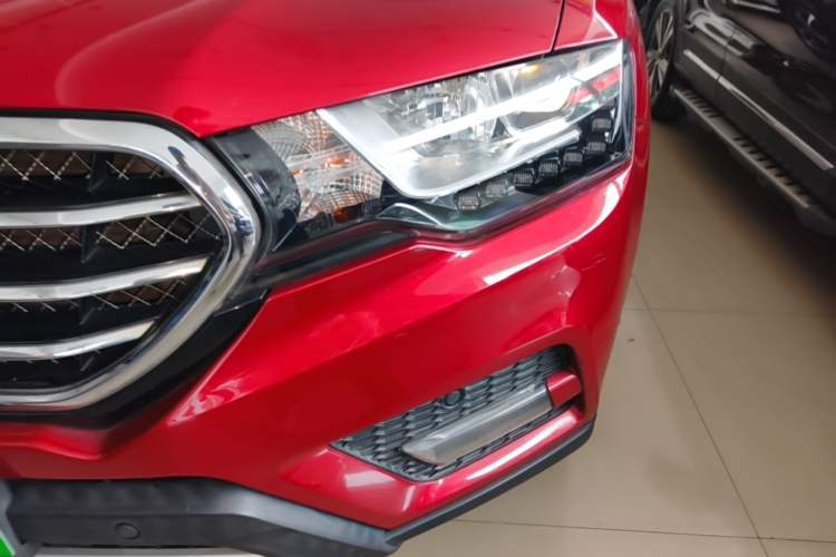 Used Haval H6 Coupe 2016 Blue Label 1.5T Automatic Two-Wheel Drive Elite Model Left Front Headlight