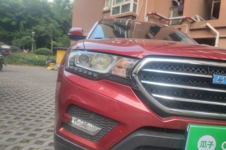 Used Haval H6 Coupe 2016 Blue Label 1.5T Manual Two-Wheel Drive Urban Model Right Front Headlight