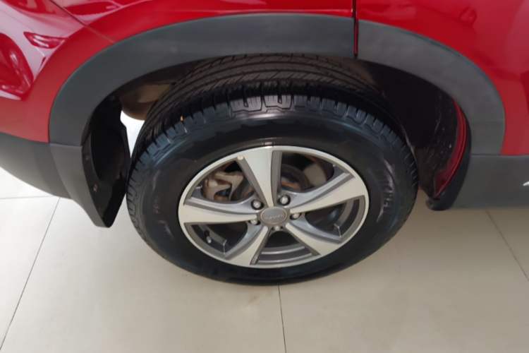 Used Haval H6 Coupe 2016 Blue Label 1.5T Automatic Two-Wheel Drive Elite Model Right Rear Wheel Hub