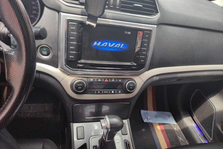 Used Haval H6 Coupe 2016 Blue Label 1.5T Automatic Two-Wheel Drive Elite Model Audio And AC Panel