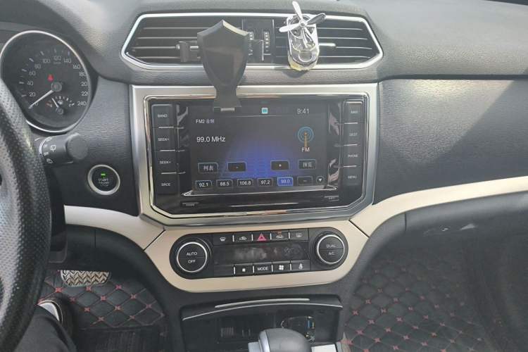 Used Haval H6 Coupe 2016 Blue Label 1.5T Automatic Two-Wheel Drive Elite Model Audio And AC Panel