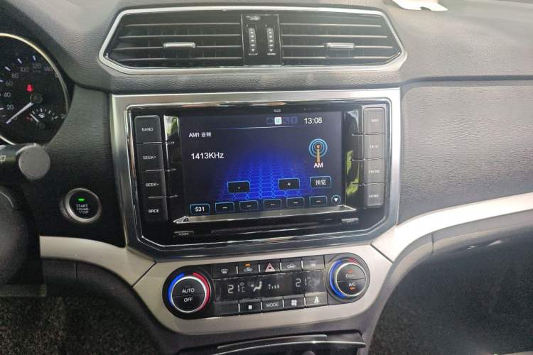 Used Haval H6 Coupe 2016 Blue Label 1.5T Automatic Two-Wheel Drive Elite Model Audio And AC Panel