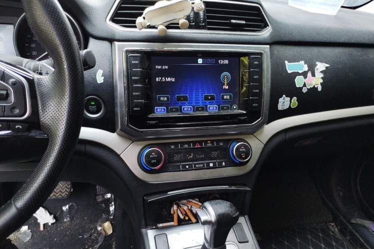 Used Haval H6 Coupe 2016 Blue Label 1.5T Automatic Two-Wheel Drive Elite Model Audio And AC Panel