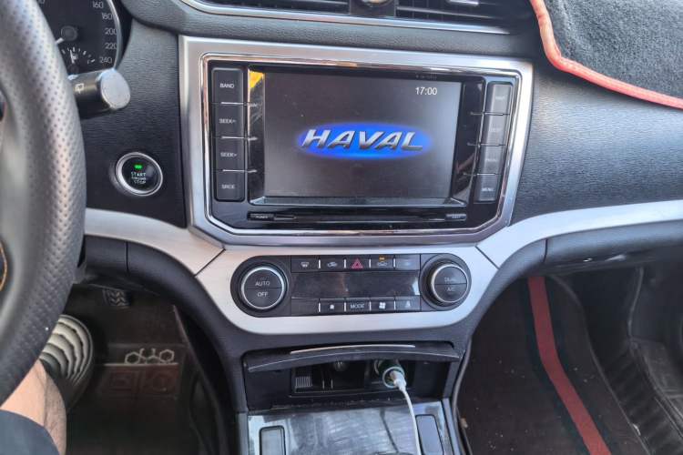 Used Haval H6 Coupe 2016 Blue Label 1.5T Manual Two-Wheel Drive Elite Model Audio And AC Panel