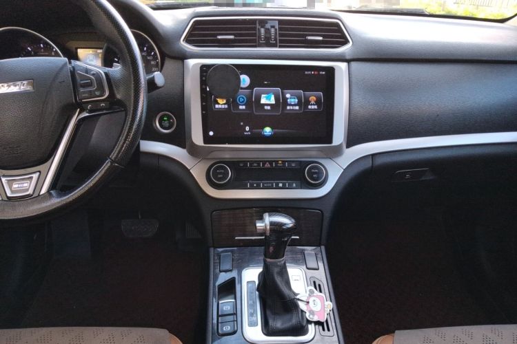 Used Haval H6 Coupe 2016 Blue Label 1.5T Automatic Two-Wheel Drive Urban Model Audio And AC Panel