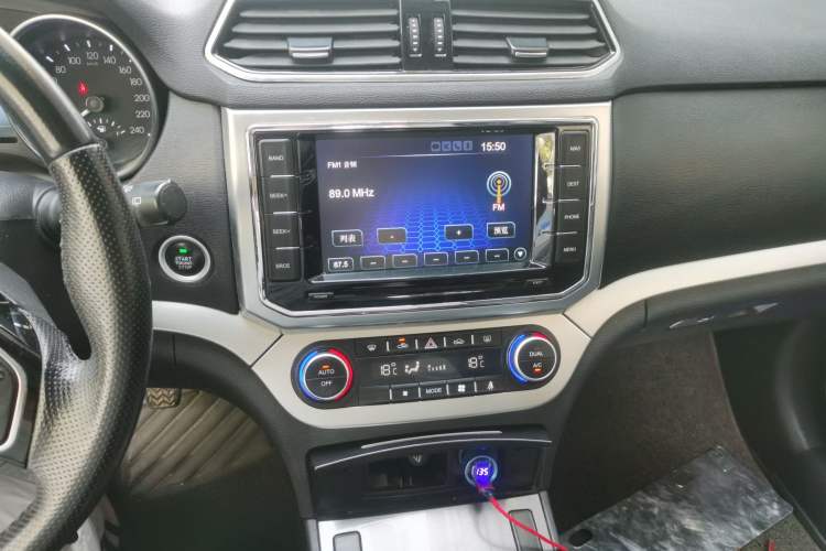 Used Haval H6 Coupe 2016 Blue Label 1.5T Manual Two-Wheel Drive Elite Model Audio And AC Panel