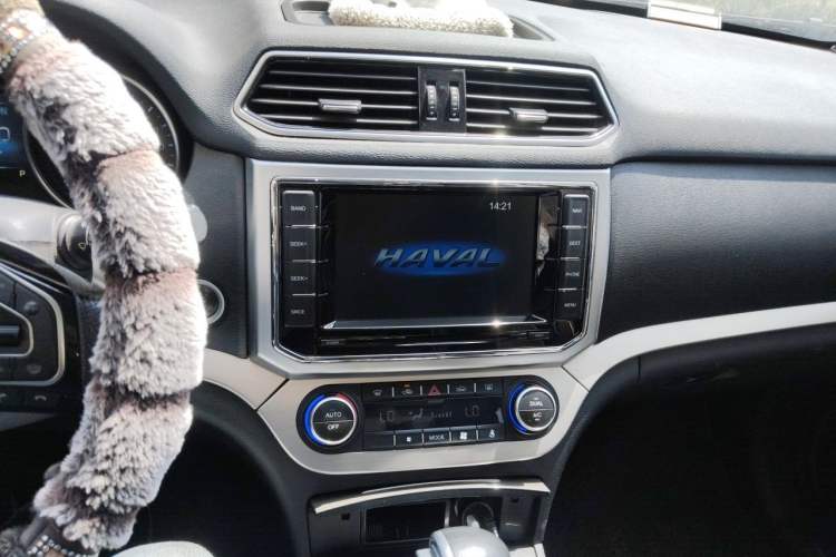 Used Haval H6 Coupe 2016 Blue Label 1.5T Automatic Two-Wheel Drive Elite Model Audio And AC Panel