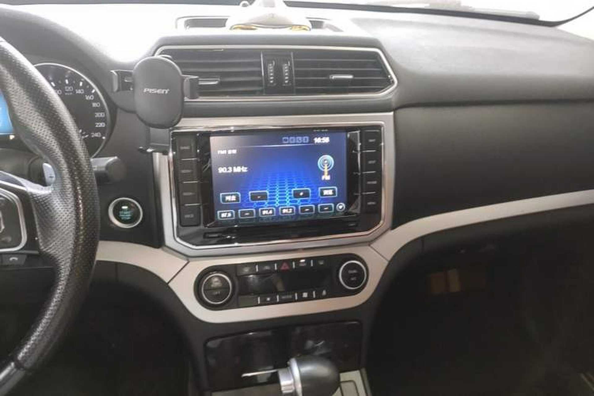 Used Haval H6 Coupe 2016 Blue Label 1.5T Automatic Two-Wheel Drive Elite Model Audio And AC Panel