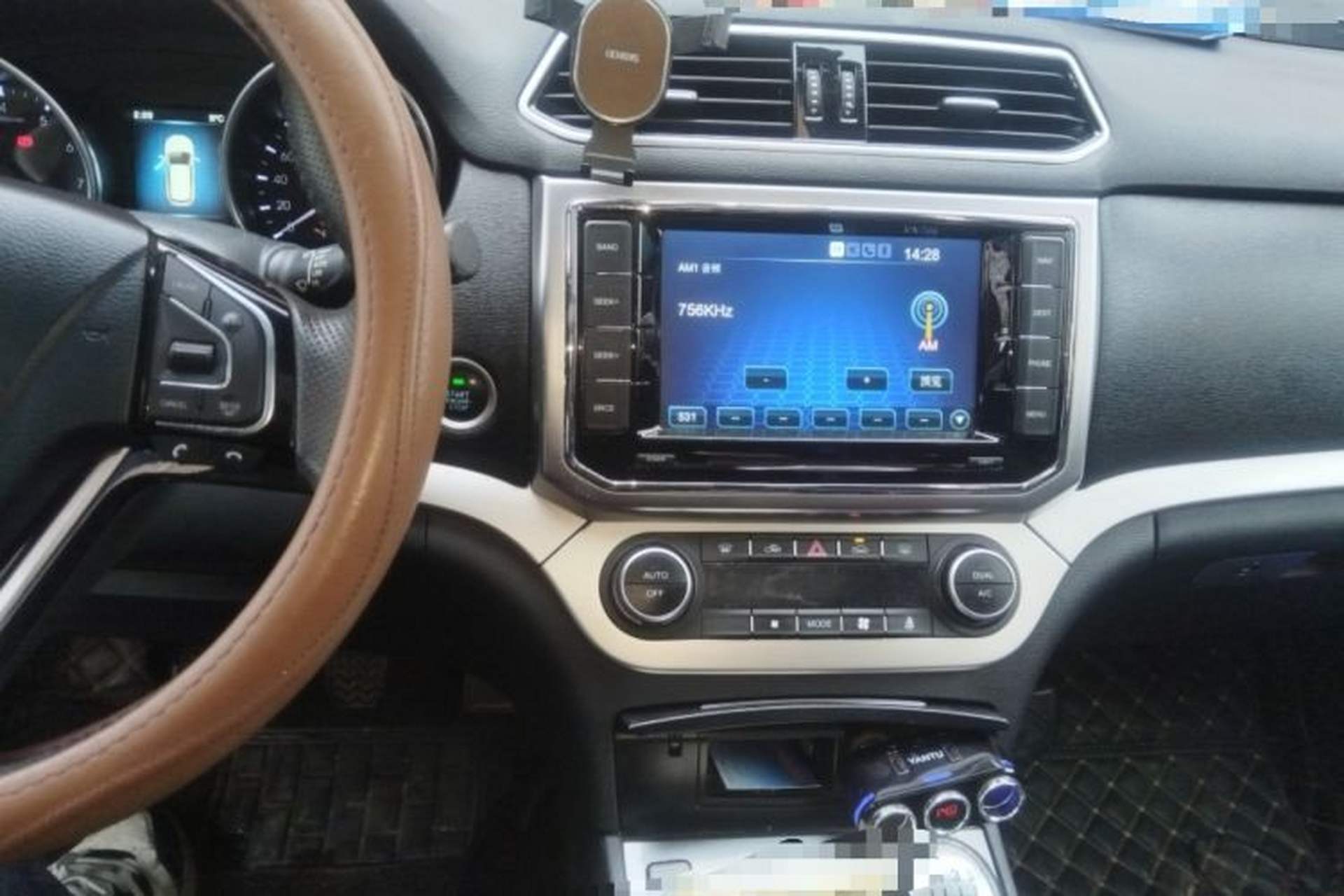 Used Haval H6 Coupe 2016 Blue Label 1.5T Manual Two-Wheel Drive Elite Model Audio And AC Panel