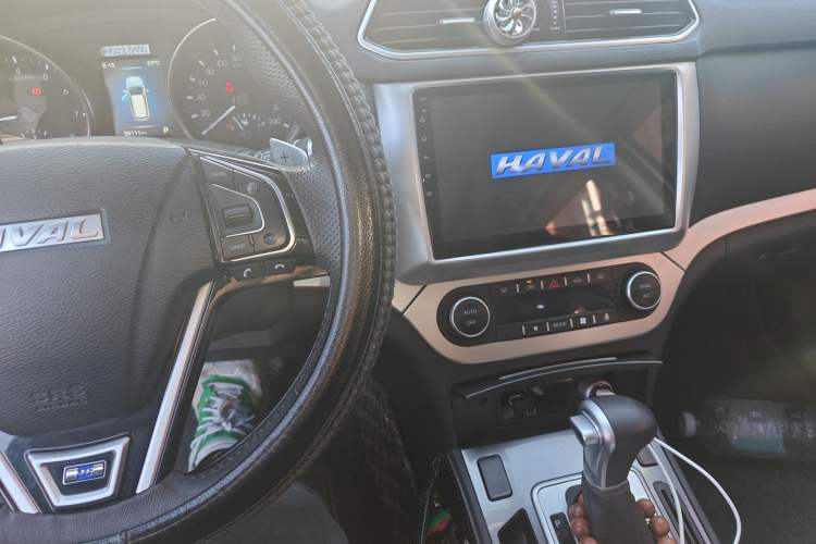 Used Haval H6 Coupe 2016 Blue Label 1.5T Automatic Two-Wheel Drive Urban Model Audio And AC Panel