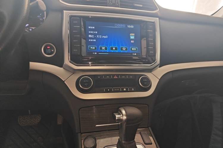 Used Haval H6 Coupe 2016 Blue Label 1.5T Automatic Two-Wheel Drive Urban Model Audio And AC Panel