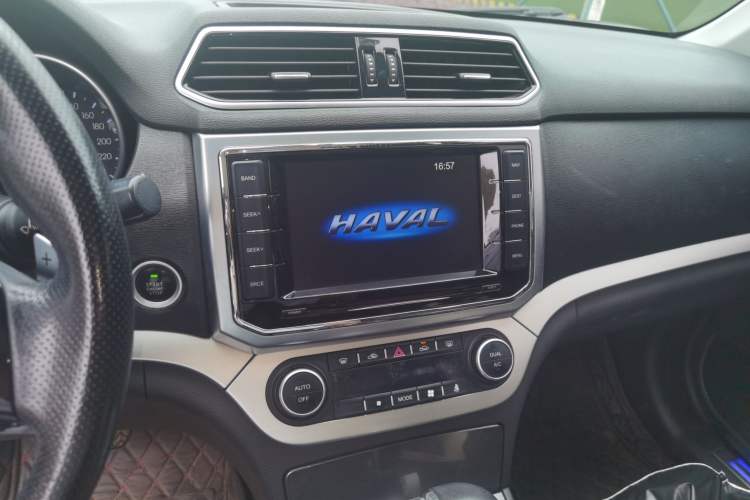 Used Haval H6 Coupe 2016 Blue Label 1.5T Automatic Two-Wheel Drive Elite Model Audio And AC Panel