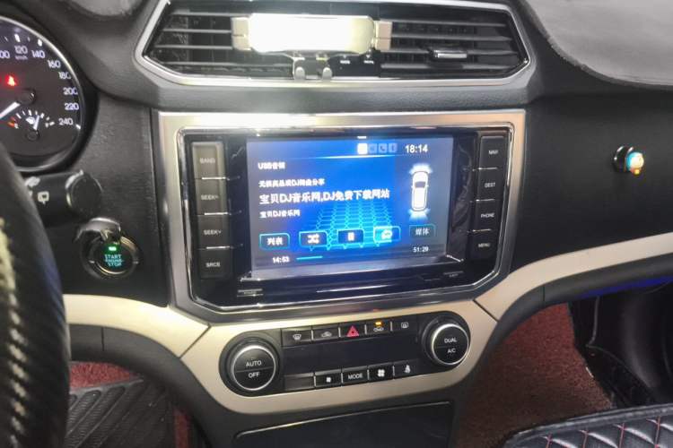 Used Haval H6 Coupe 2016 Blue Label 1.5T Automatic Two-Wheel Drive Elite Model Audio And AC Panel